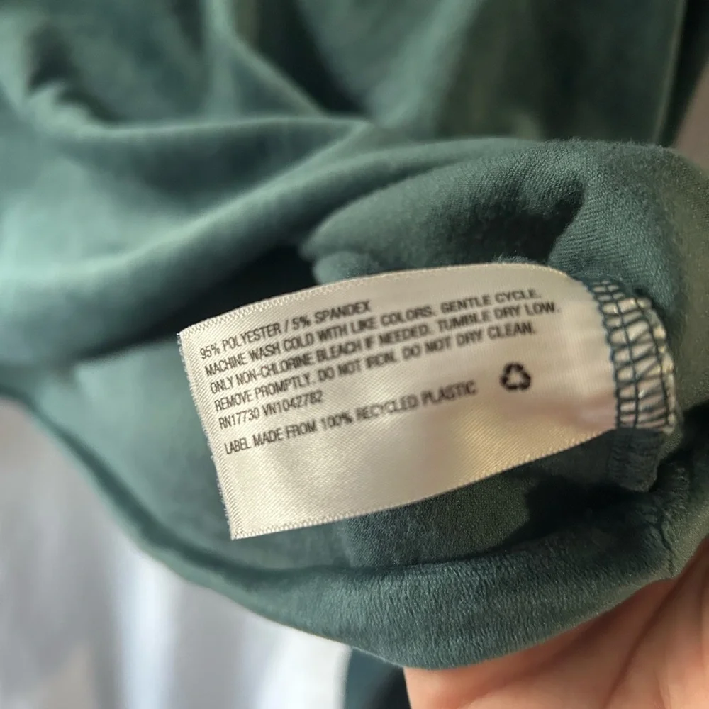 Wild Fable Teal Cropped Velour Sweater Crew Womens L - Picture 4 of 4